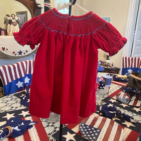 Le Za Me Smocked Infant girls Dress size 12 months - Picture 5 of 16